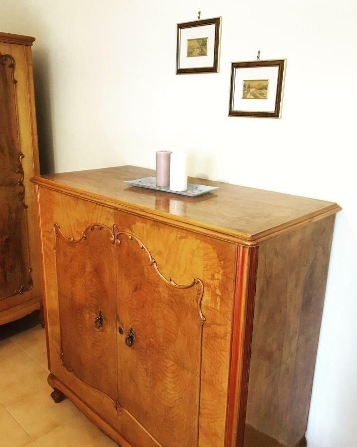 Apartament Evripides Vintage Airport Spáta Zewnętrze zdjęcie