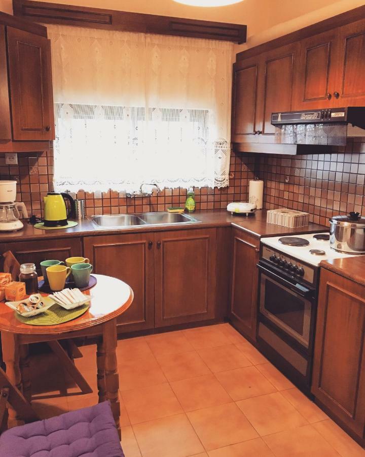 Apartament Evripides Vintage Airport Spáta Zewnętrze zdjęcie