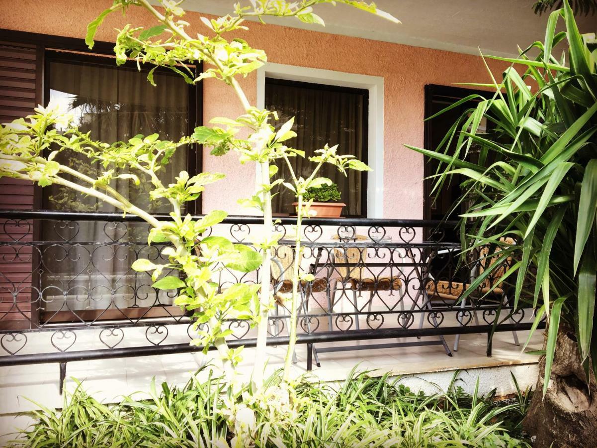 Apartament Evripides Vintage Airport Spáta Zewnętrze zdjęcie