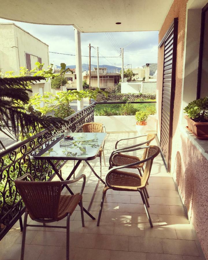 Apartament Evripides Vintage Airport Spáta Zewnętrze zdjęcie